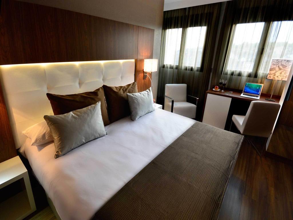 Gran Hotel Botanicos Teruel Ruang foto