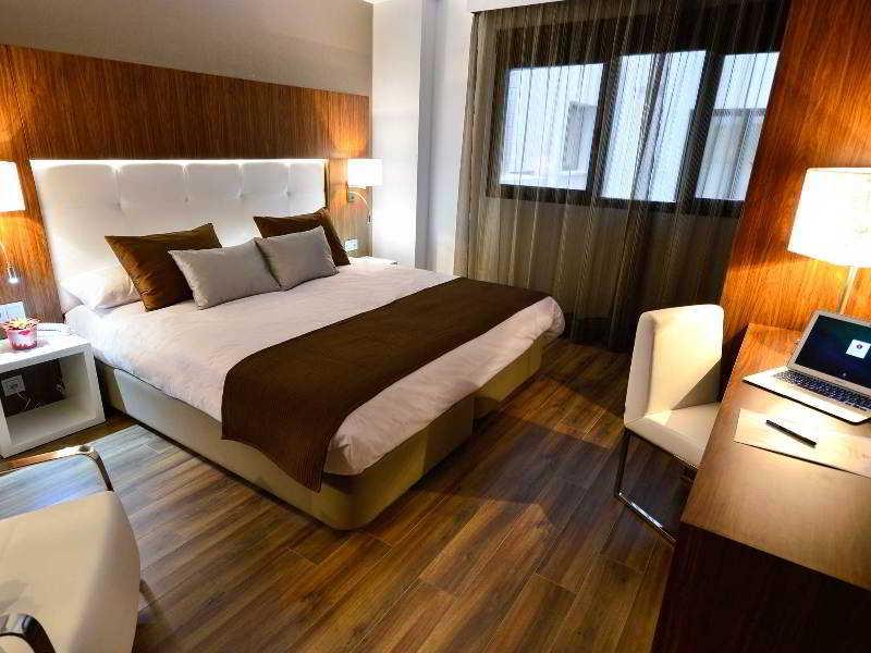 Gran Hotel Botanicos Teruel Bagian luar foto