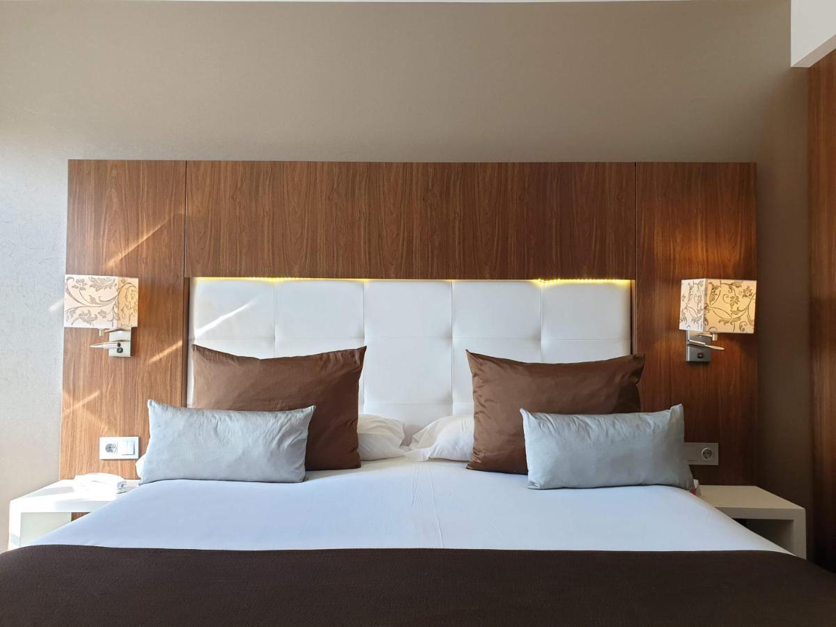 Gran Hotel Botanicos Teruel Bagian luar foto