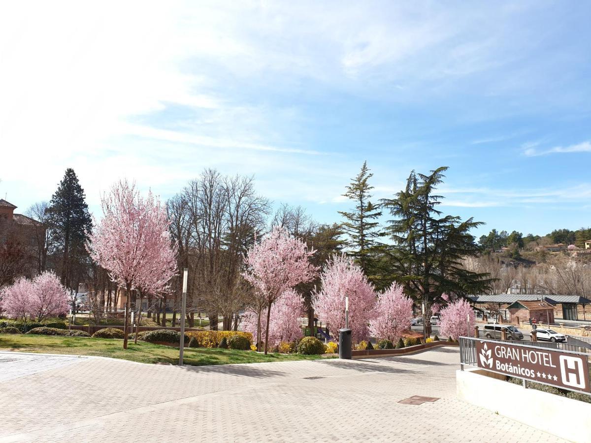 Gran Hotel Botanicos Teruel Bagian luar foto